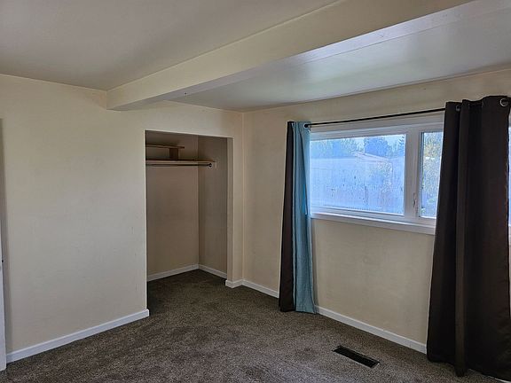 5th image of 1228 McCarty Ave