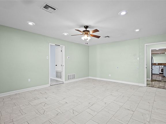 5th image of 3838 Floerke Rd