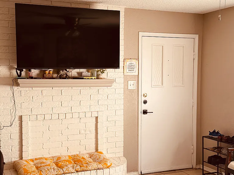 211 Maple St #A — Photo 4