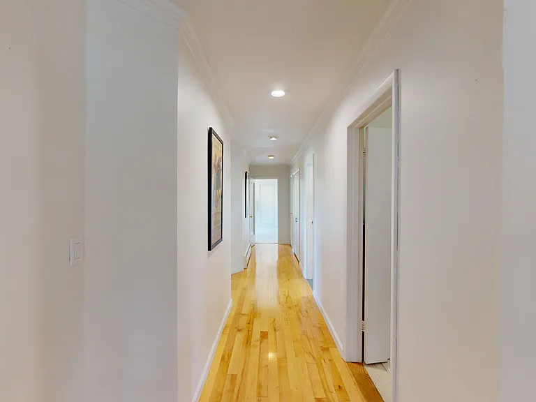 16 Spring Rd — Photo 17