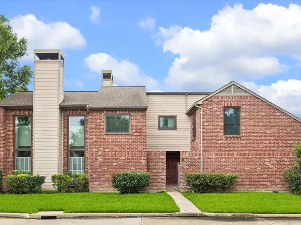 7447 Cambridge St APT 32, Houston, TX 77054