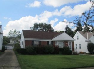 5580 Sunny Lane Rd, Maple Heights, OH 44137