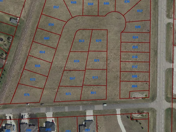 832 Harvest Cir, Horace, ND 58047