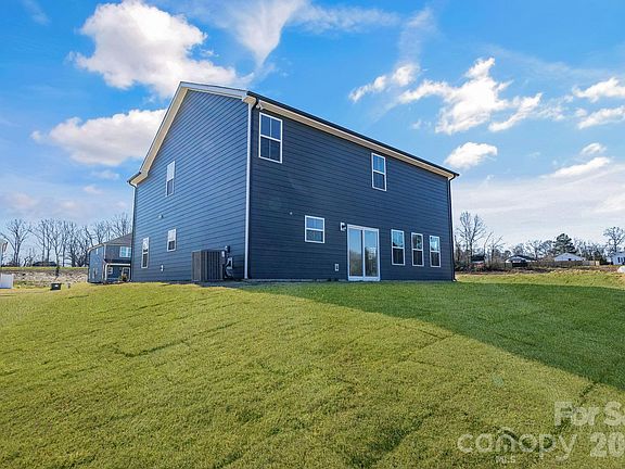 4th image of 1375 Sanctuary St #11