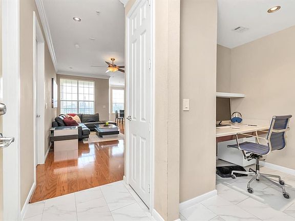 3rd image of 7575 Kirby Dr APT 2226