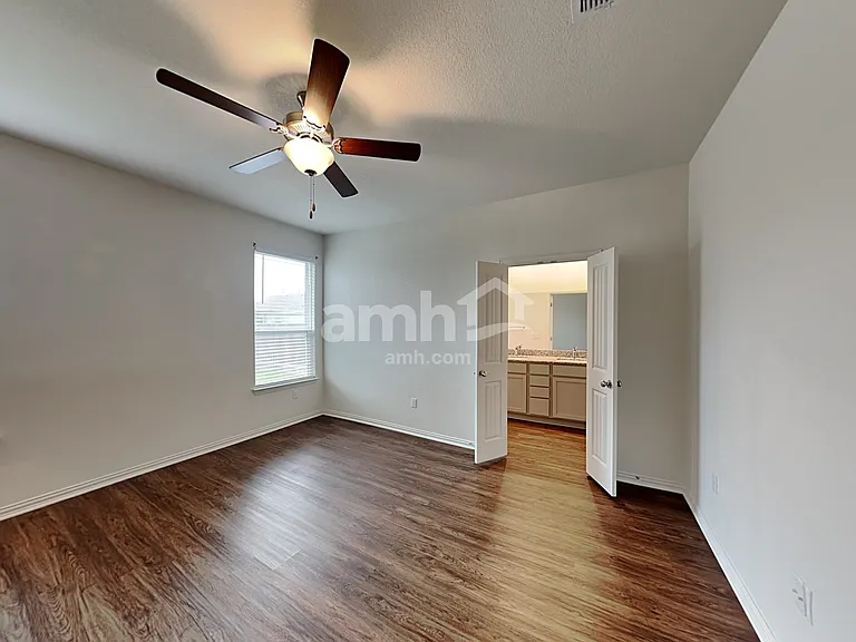 2714 Brogan Crk — Photo 7