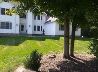11455 Frostwood Dr, Chagrin Falls, OH 44023