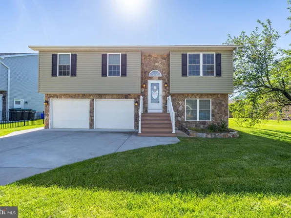 236 Stonewall St, Strasburg, VA 22657