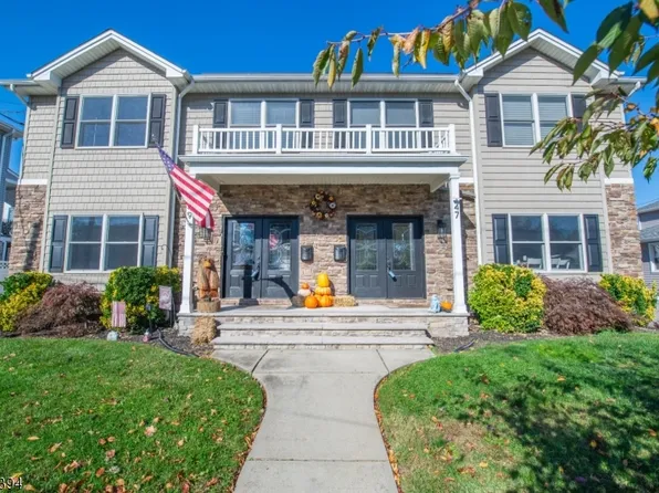 47-49 Grant St, East Rutherford Boro, NJ 07073