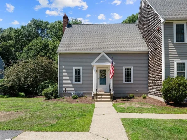 438 Twin Lakes Dr #438, Halifax, MA 02338