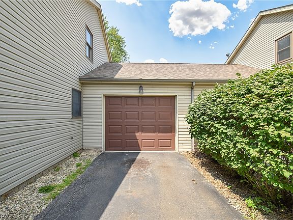 5th image of 1643 Westhampton Dr