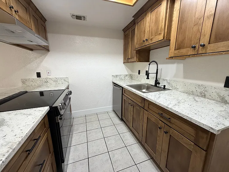 3614 S Port Dr — Photo 17
