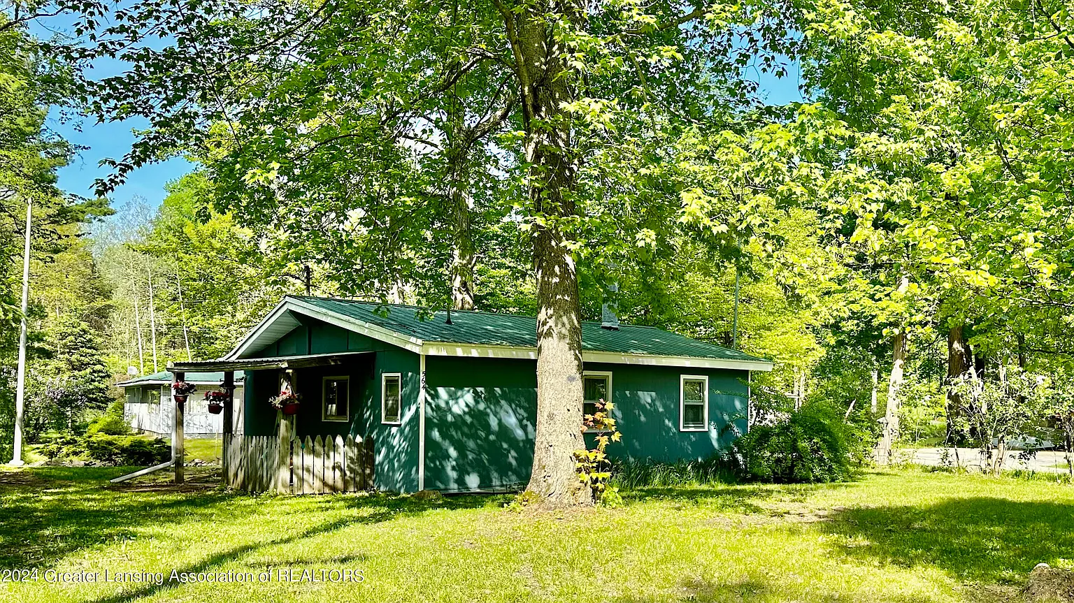 564 Partridge Run photo 1