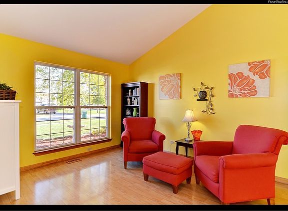 3rd image of 2203 Cedar Lakes Ct