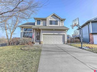 14744 Sahler St, Omaha, NE 68116