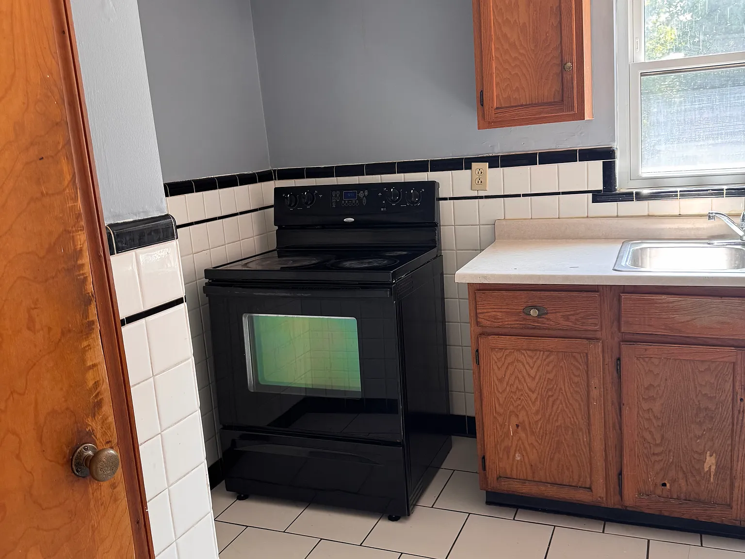 2 bed, 2072 sqft, $1,600 — Photo 4