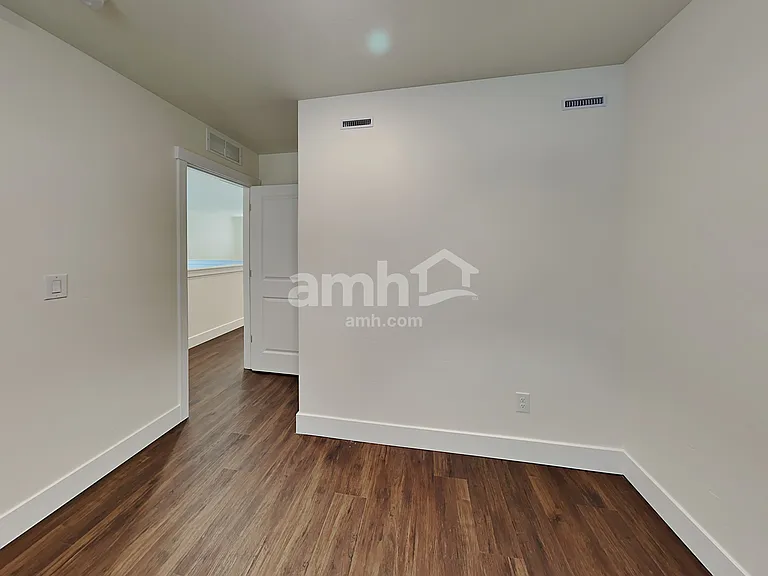 936 Moorside Ave — Photo 15