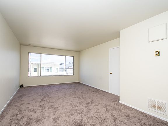4th image of 235 19th Ave APT 4