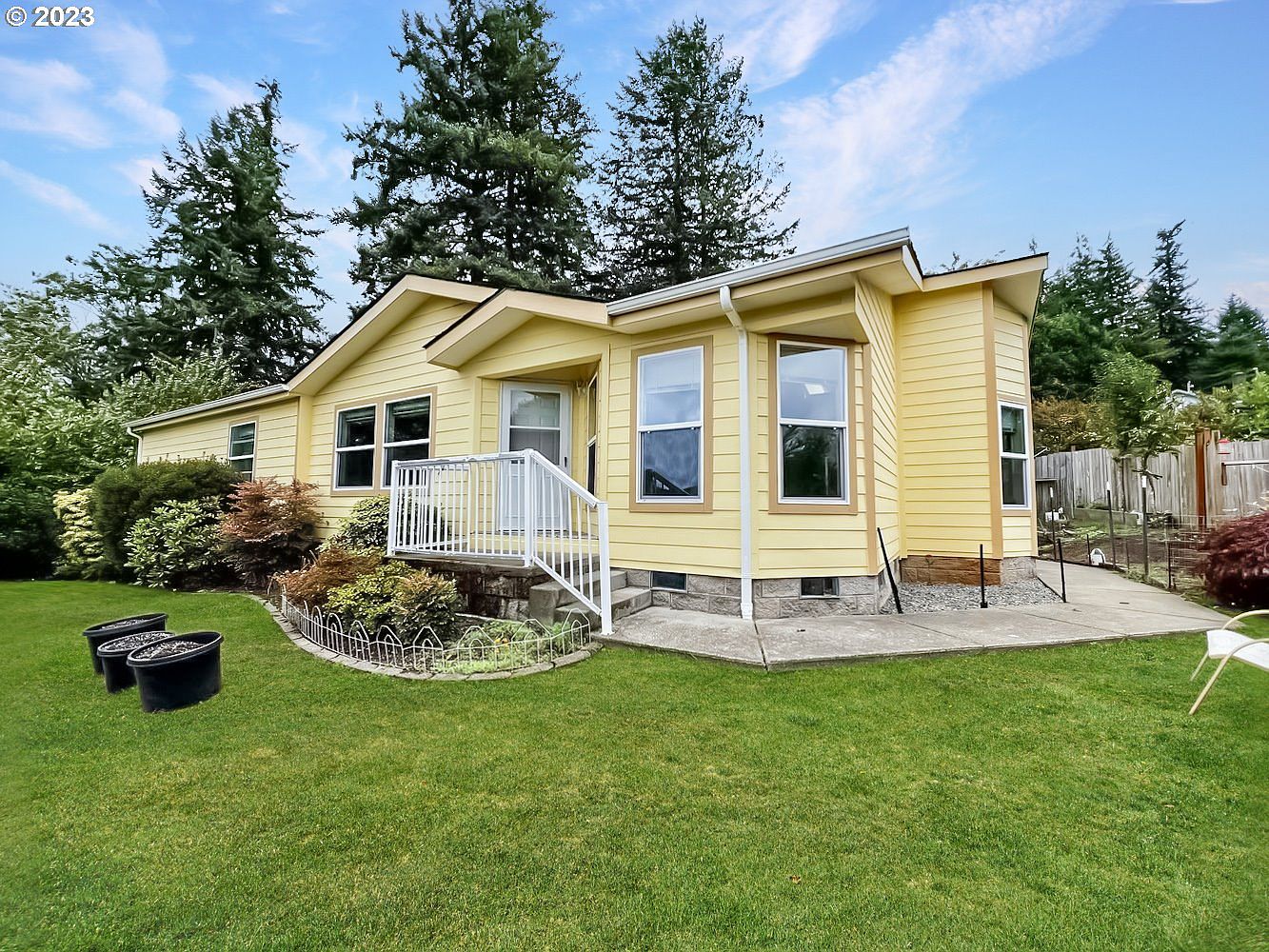 794 E 11th Pl, Coquille, OR 97423 | MLS #23128396 | Zillow