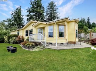 794 E 11th Pl, Coquille, OR