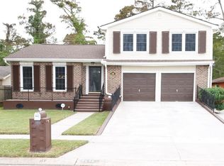 2640 Oakmere Dr, Harvey, LA 70058