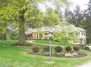 25 Fircrest Ln, Moreland Hills, OH