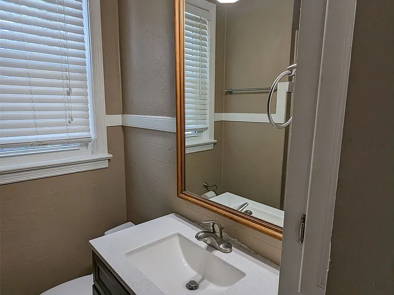 101 Oak Forest Dr — Photo 10