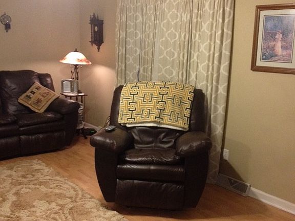 5th image of 110 Oakwood Dr