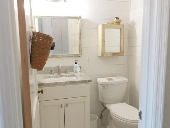 5th image of 3441 Laredo Dr Unit 16