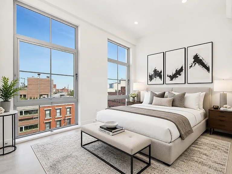 658 Driggs Ave #5E — Photo 3