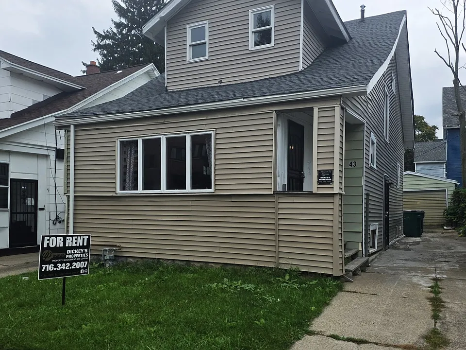 43 Hager St #1