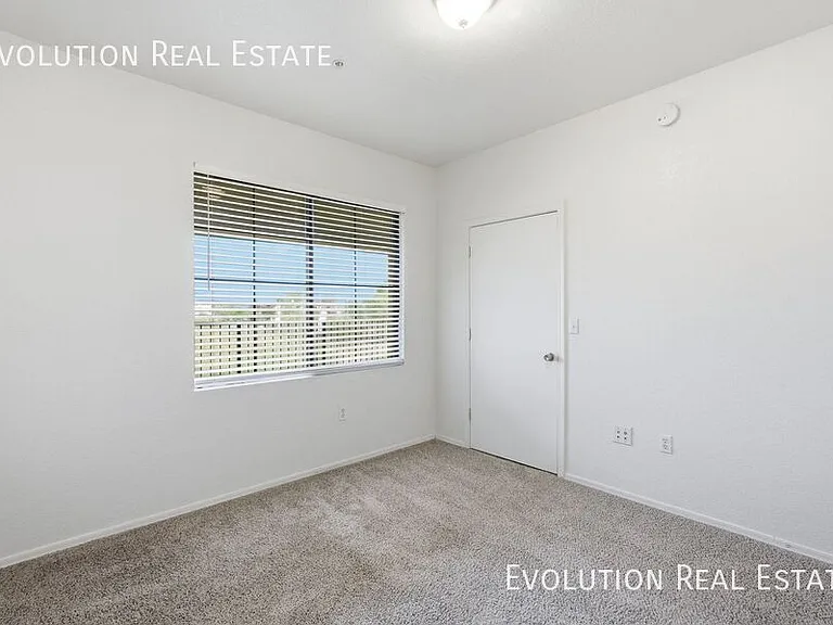 5302 E Van Buren St #3019 — Photo 16