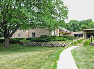 5844 Heatherridge Dr APT 102, Gurnee, IL 60031