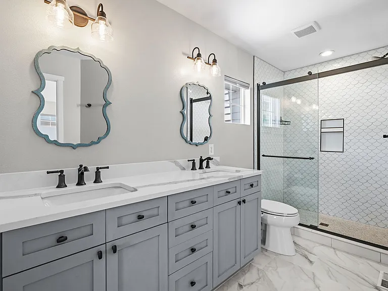 205 Newport Way NW #C1 — Photo 22