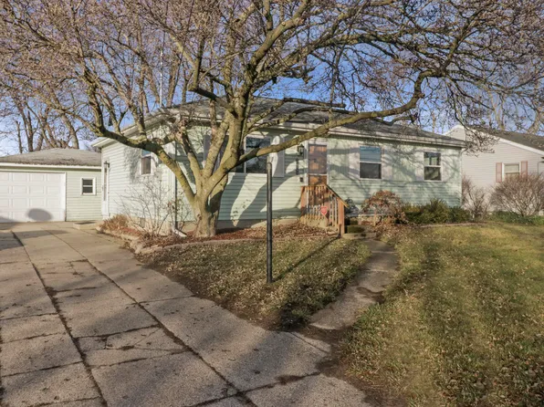 5415 Claudia Ave SE, Kentwood, MI 49548