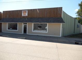 1104 3rd St, Victoria, KS 67671