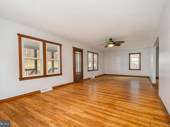 4th image of 66 Old Morgantown Rd E