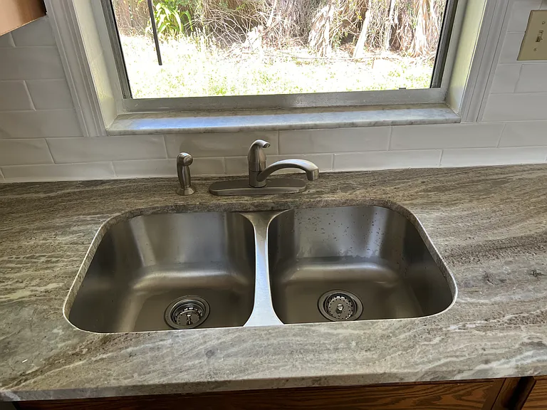 444 Georgia Ave — Photo 9