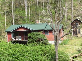 8220 Us Highway 19w Hwy, Burnsville, NC 28714