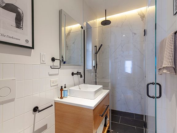 4th image of 82 Horatio St APT 5A