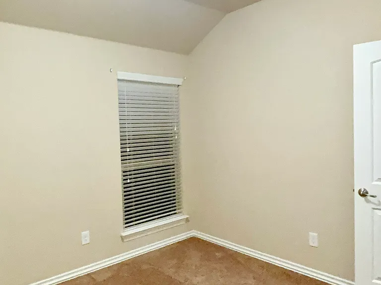10534 Cruces Dr — Photo 30