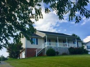 122 Ralph Hoss Rd, Jonesborough, TN 37659