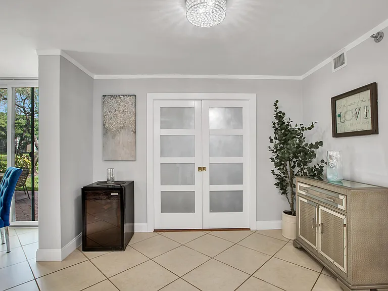 955 Egret Cir #104 — Photo 25