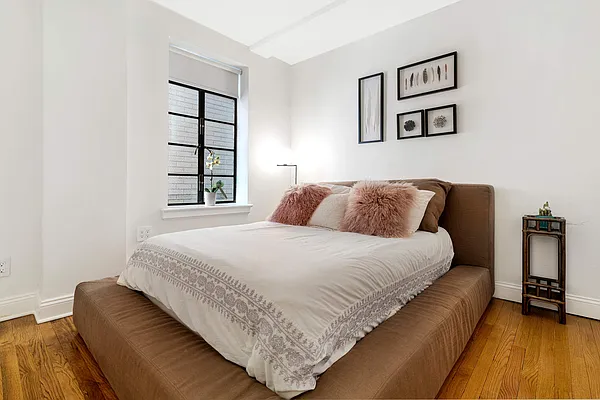 Sold by Compass | media 7