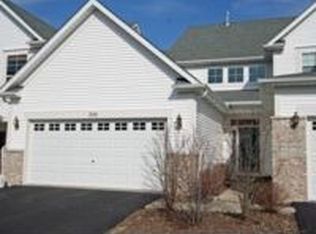 355 Hickory Ln, South Elgin, IL 60177