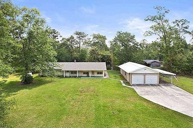 1st image of 27033 Cloverland Dr