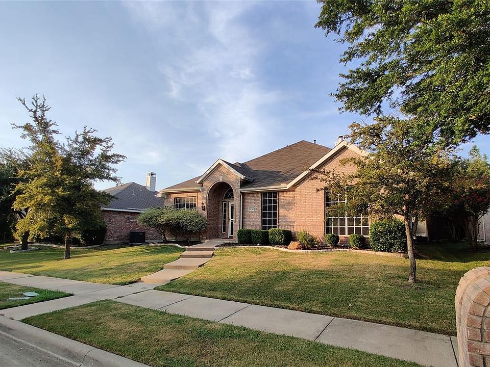 1st image of 2040 Glencoe Dr