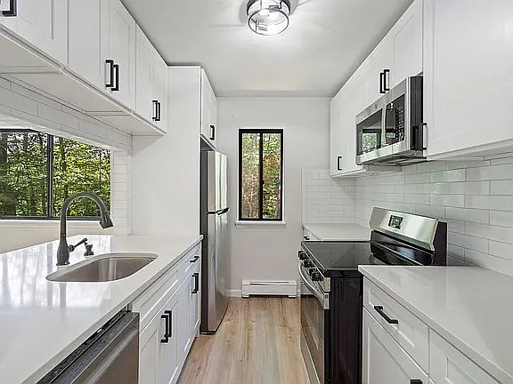 4th image of 38 Meadowlark Ln