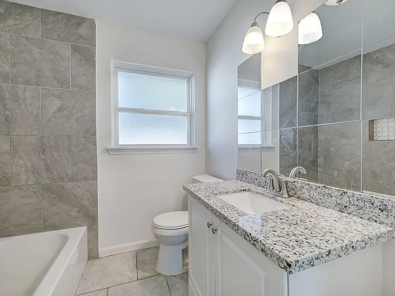 2534 Roy Cir — Photo 14