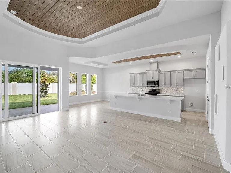 60 Del Palma Dr — Photo 11